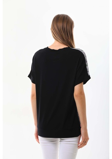 Büşra Triko Kadın Desenli Kısa Kol Penye Bluz 19288 Siyah