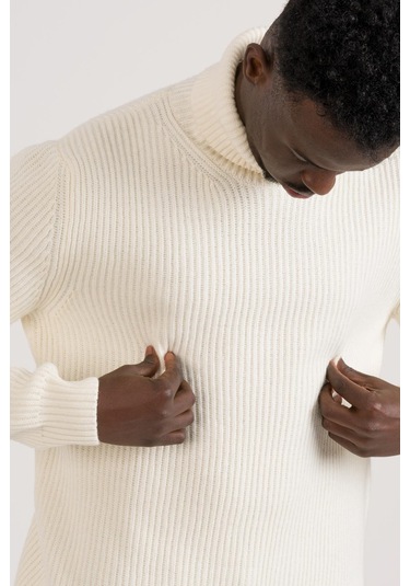Regular Kesim Kalın Örgülü Yünlü Tam Balıkçı Triko Kazak Krem