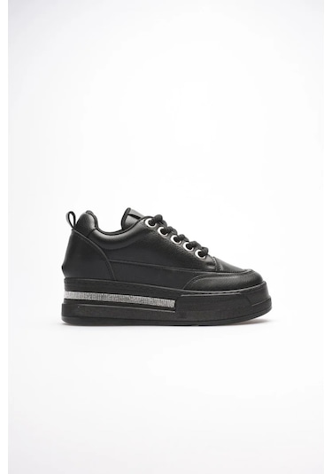 Trendella Kadın Siyah Tabanlı Siyah Gizli Topuklu Sneaker Tr04ms01d Beyaz