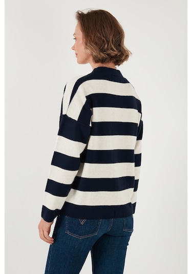 Lela Regular Fit Çizgili V Yaka Düğmeli Soft Akrilik Bayan Hırka 4615188 Lacivert-Taş