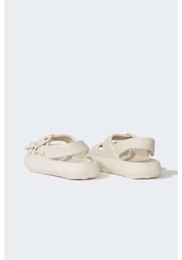 DeFacto Erkek Çocuk Cırt Cırtlı Düz Taban Eva Sandalet C2236A825SMBG26