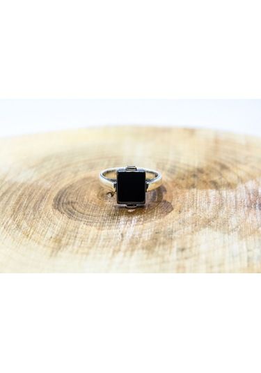 Gümüş Sade Kare Model Oniks Taşlı Yüzük