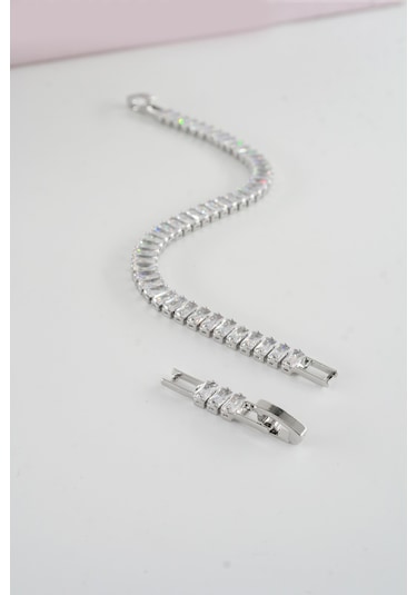 Kadın 316 L Çelik Vip Seri Antialerjik Baget Zirkon Taşlı Su Yolu Bileklik Ölçüleri 17cm + 3 Cm Uzatma 6 Mm Taş Boyutu-5212 Gümüş