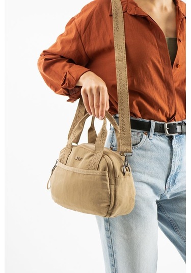 Kadın Omuz Çantası Elde Tutmalı Çapraz Askılı Postacı Bayan Çantası 20 27 Cm Astarlı Hafif Kumaş Vizon