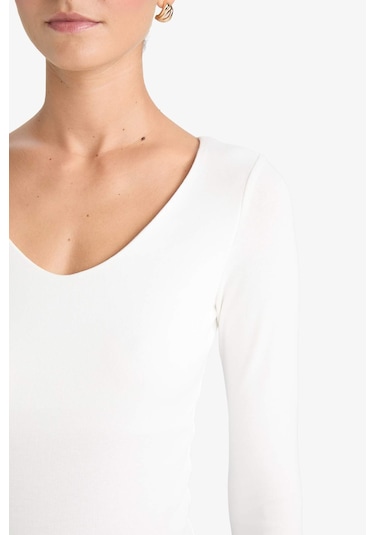 Defacto Slim Fit Dar Kesim Basic Düz Modal Uzun Kollu Tişört F7153ax25auer105 Ekru