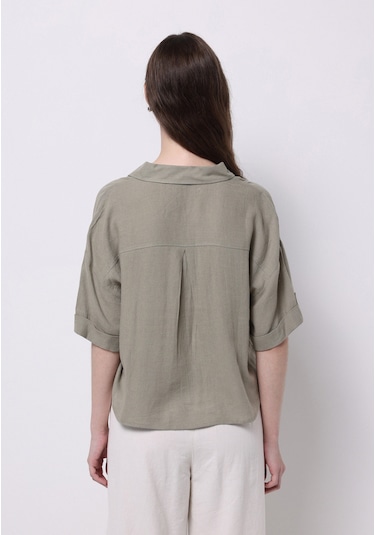 Colins Regular Fit Shirt Neck Düz Kadın Yeşil Kısa Kol Gömlek Cl1074649 Q1.v1 Kha Haki Colins Regular Fit Shirt Neck Düz Kadın Yeşil Kısa Kol Gömlek Cl1074649 Q1.v1 Kha Haki