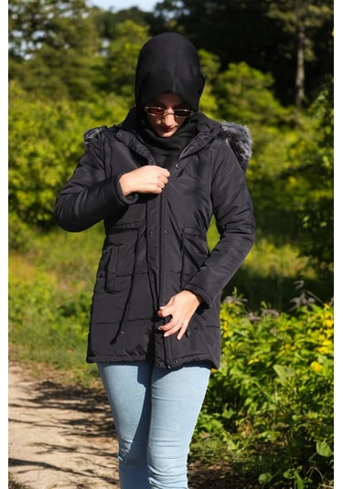 Kışlık Orta Boy Kürklü Kapüşonlu Su Geçirmez Tasarım Kadın Şişme Mont Siyah