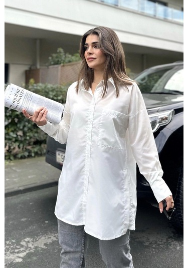 Kadın Ekru Terikoton Kumaş, Yırtmaçlı, Rahat Uzun Gömlek Beyaz