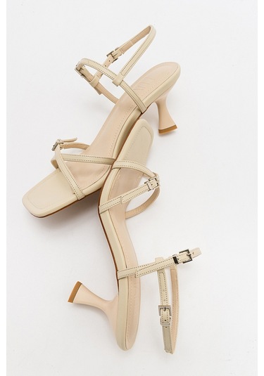 Luvishoes Nebel Ekru Cilt Kadın Topuklu Sandalet Ekru