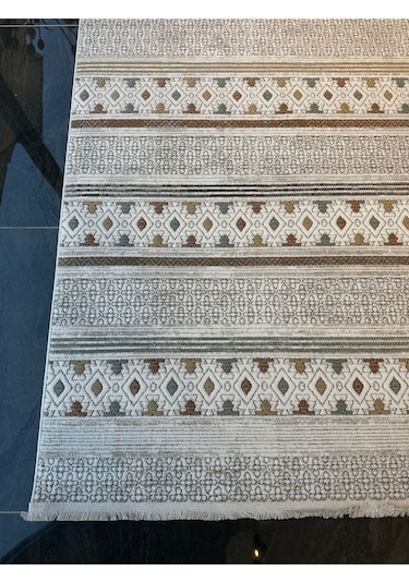 Vıtrın Legend Halı Salon, Oturma, Yatak Odası Halısı Desen Kodu 73444-110 Renkli