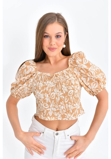 Kadın Çiçek Desenli Gipe Detay Balon Kol Crop Bluz CAMEL