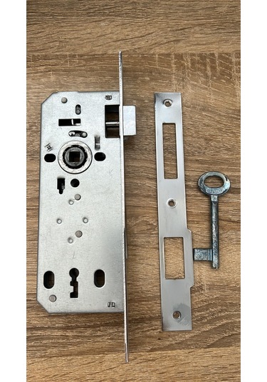 Özcanlar Kilit Extra Rulmanlı R0.40 Krom