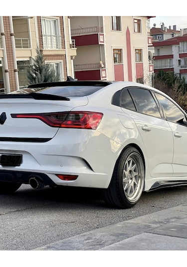 Renault Megane 4 Sedan Uyumlu Yarasa M4 Spoiler Pianoblack İthal
