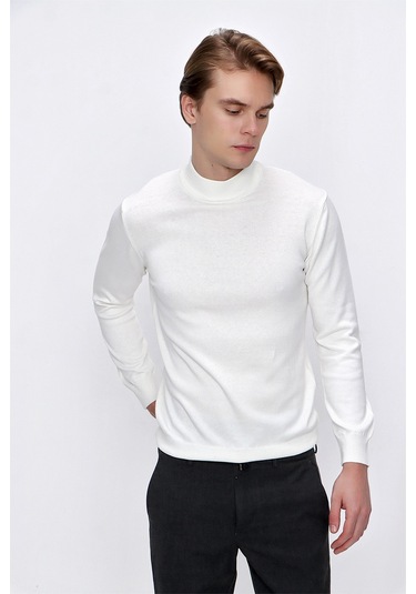 Basic Dinamik Fit Rahat Kesim Yarım Balıkçı Yaka Triko Kazak 99kc017002454 Ekru