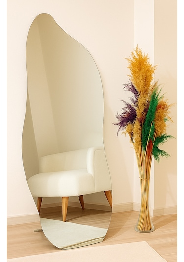 Çerçevesiz Asimetrik Ayaklı Boy Aynası Aura Şeffaf