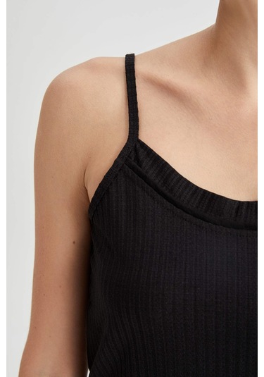 DeFacto Regular Fit Askılı Casual Pijama Üstü-Fall in Love B6560AX23AUBK81