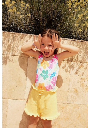 DeFacto Kız Bebek Beli Lastikli Waffle Şort A8043A525SMYL142 Sarı