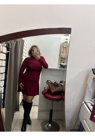 Tuba Toptaş Kloş Elbise Balıkçı Yaka Bordo