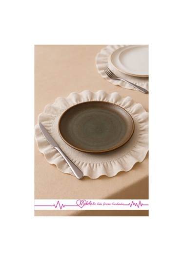 Ham Organik Keten, 40x40cm 2 Adet %100 Pamuklu Fırfırlı Daire Supla, Şık Tasarım, Dekoratif Kullanım Bej