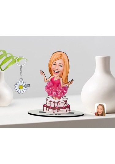 Kişiye Özel Kadın Doğum Günü Karikatürlü 3D Ahşap Biblo Ve Isimli (473566404)