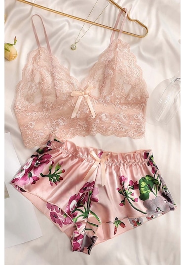 Merry See Dantel Büstiyerli Çiçekli Sütyen Şort Pijama Takımı Çok Renkli