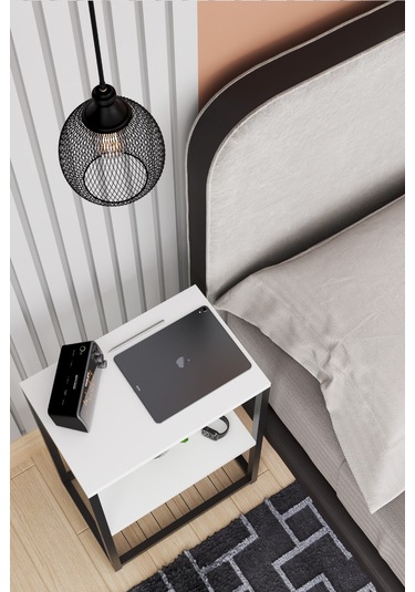 Metal Ayaklı Ve Ahşap Raflı Dekoratif Komodin Beyaz Beyaz