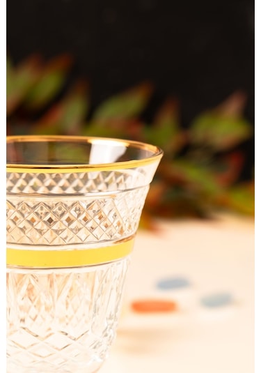 Mest 6 Kişilik Gold Yaldız Ayaklı Cam Kahve Yanı Su Bardağı Seti - 200 Cc Şık Sunumlar Için Zarif Seçim Gold