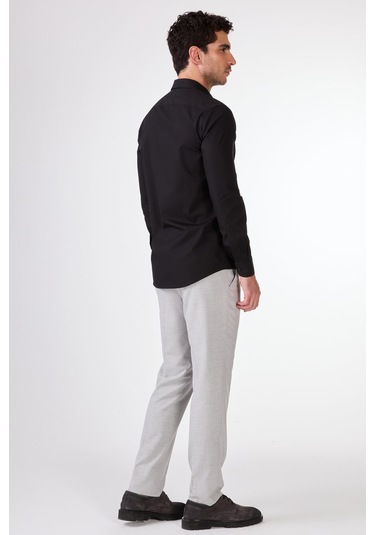 Siyah Düz Renk Slim Fit Uzun Kol Erkek Gömlek Siyah