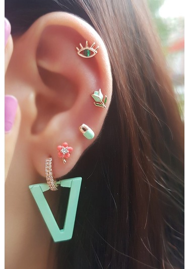 Tekli Ithal Lale Gümüş Piercing Küpe-5981