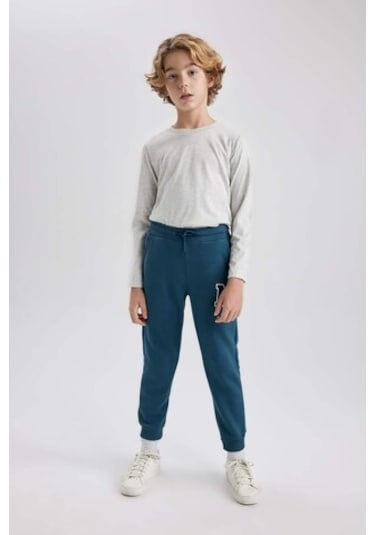 DeFacto Erkek Çocuk Bisiklet Yaka Basic Düz Uzun Kollu Tişört B7771A8NSGR400 Gri DeFacto Erkek Çocuk Bisiklet Yaka Basic Düz Uzun Kollu Tişört B7771A8NSGR400 Gri