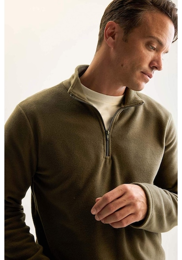 DeFacto Haki Tüylenme Yapmayan Soğuk Geçirmez Regular Fit Dik Yaka Fermuarlı Polar Sweatshirt Y3996AZNSKH469 DeFacto Haki Tüylenme Yapmayan Soğuk Geçirmez Regular Fit Dik Yaka Fermuarlı Polar Sweatshirt Y3996AZNSKH469