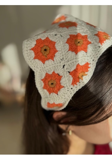 Kadın El Örgüsü Üçgen Bandana Saç Aksesuarı Beyaz-renkli