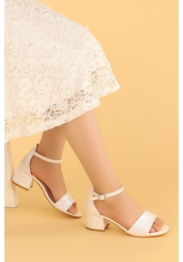 Kiko 769 Kum Simli Günlük Kız Çocuk 3 Cm Topuk Sandalet Ayakkabı (456326939) Ekru