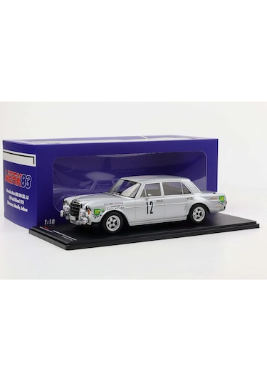 1:18 Werk83 1971 Mercedes Benz Amg 300 Sel 6.8 12