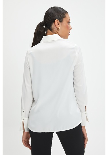 Kadın Taş Düğme Detaylı Gömlek -Ekru