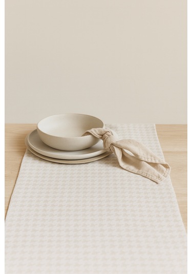 Krem Beyaz Kazayağı Şık Masa Runnerı 50x150 Cm Modern Ve Zarif Masa Örtüsü Runner Krem Beyaz Kazayağı