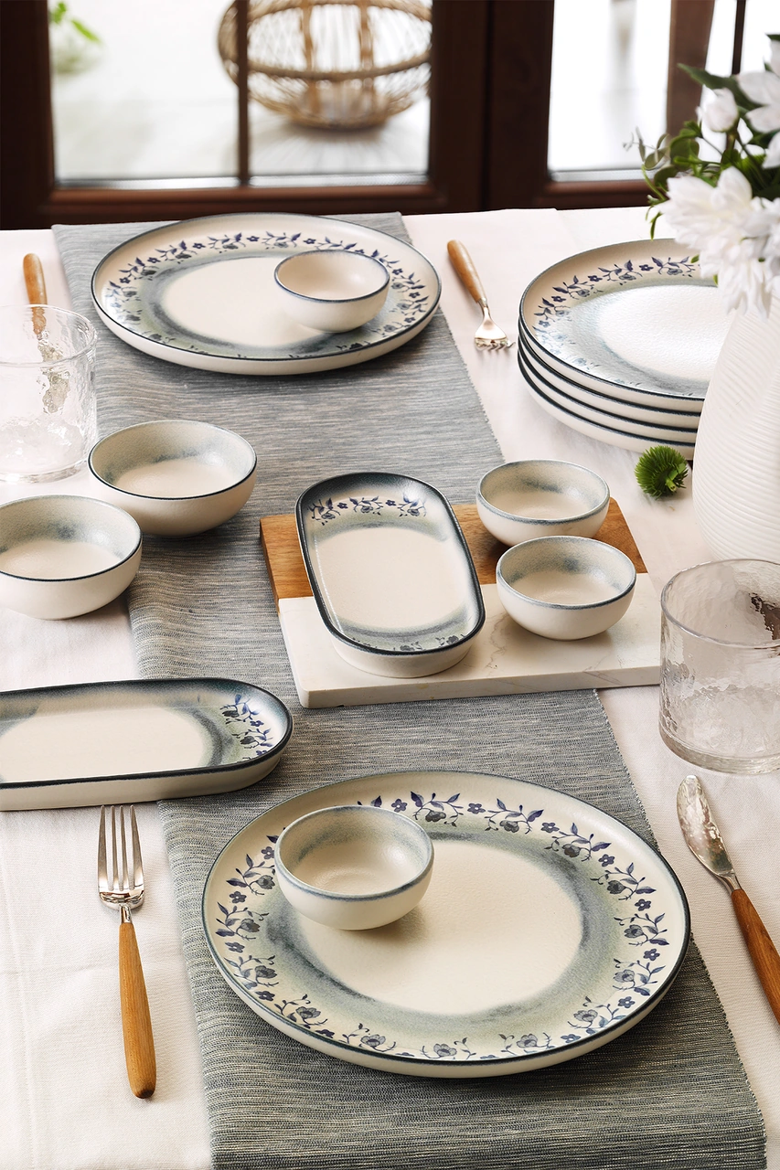 Kütahya Porselen Indigo Bloom 14 Parça 6 Kişilik Kahvaltı Takımı Beyaz