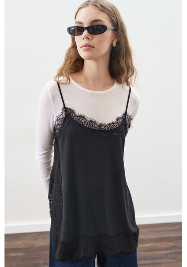 Dantel Şeritli Askılı Bluz Siyah Siyah