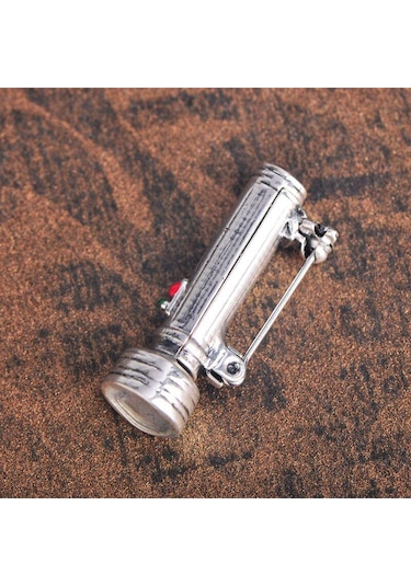 Blucome Klasik El Feneri Elektrikli Torch Şekli Broş Pin Antik Altın Renk Broş Şapka Yaka Aksesuarları Kadın Erkek Hediye Gümüş