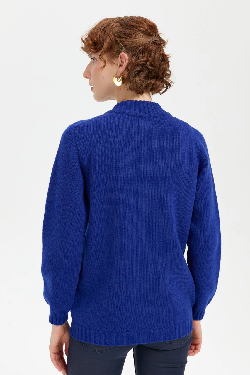 Kadın Dik Yaka Dikişsiz Önü Saç Örgülü Yün Hırka K.s.mavi K.s.mavi