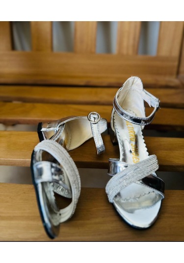 Gala Önü Çapraz Çocuk Topuklu Ayk Gmüş 1