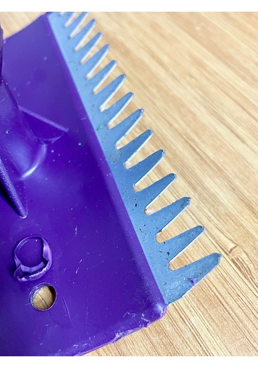 Büyükbaş Hayvan Tarağı, 1adet Kaşağı