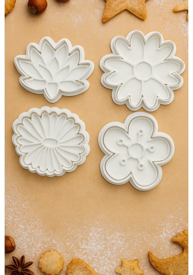 Çiçek Temalı Kurabiye Kalıbı Seti 4 Lü - Lotus, Papatya, Yonca, Daisy Şekilli Hamur Kalıbı Beyaz Çiçek Temalı Kurabiye Kalıbı Seti 4 Lü - Lotus, Papatya, Yonca, Daisy Şekilli Hamur Kalıbı Beyaz
