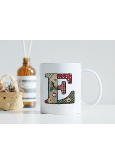 E Harfi Yılbaşı Temalı Kupa Bardak - Yeni Yıl Konsept Yamalı Efekt Tasarım - Noel Hediye Beyaz