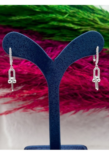 925 Ayar Gümüş Özel Tasarım Ataç Modeli Popüler Kadın Küpe Gümüş