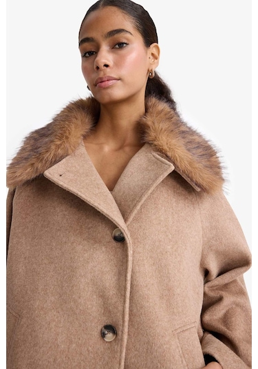 Defacto Çıkarılabilir Suni Kürk Yaka Regular Fit Düğmeli Kaşe Kaban F1218ax25wnbg501 Bej-bg501