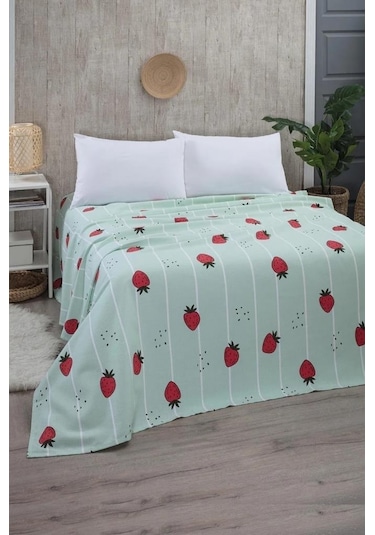 Mulberry Çilek Desenli Tek Kişilik Pike Yatak Örtüsü 170 X 230