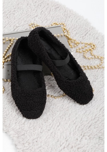 Siyah Peluş Tüylü Bant Detaylı Panduf, Kadın Ev Ayakkabısı Babet Siyah