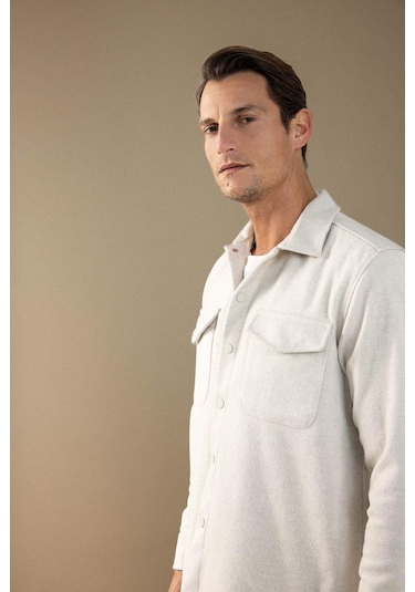 DeFacto Relax Fit Akrilik Karışımlı Düz Uzun Kollu Gömlek Ceket C5961AX24AUBG711