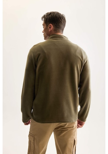 DeFacto Haki Tüylenme Yapmayan Soğuk Geçirmez Regular Fit Dik Yaka Fermuarlı Polar Sweatshirt Y3996AZNSKH469 DeFacto Haki Tüylenme Yapmayan Soğuk Geçirmez Regular Fit Dik Yaka Fermuarlı Polar Sweatshirt Y3996AZNSKH469